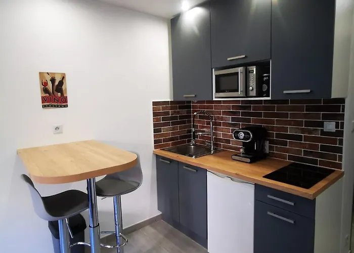 Cozy In Juan Les Pins 700m From Apartamento *