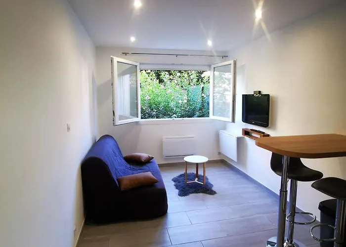 Apartment Cozy In Juan Les Pins 700m From Antibes